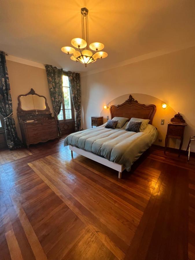 Maison D'Hotes De La Prison En Toutes Libertes 에스팔리옹 외부 사진